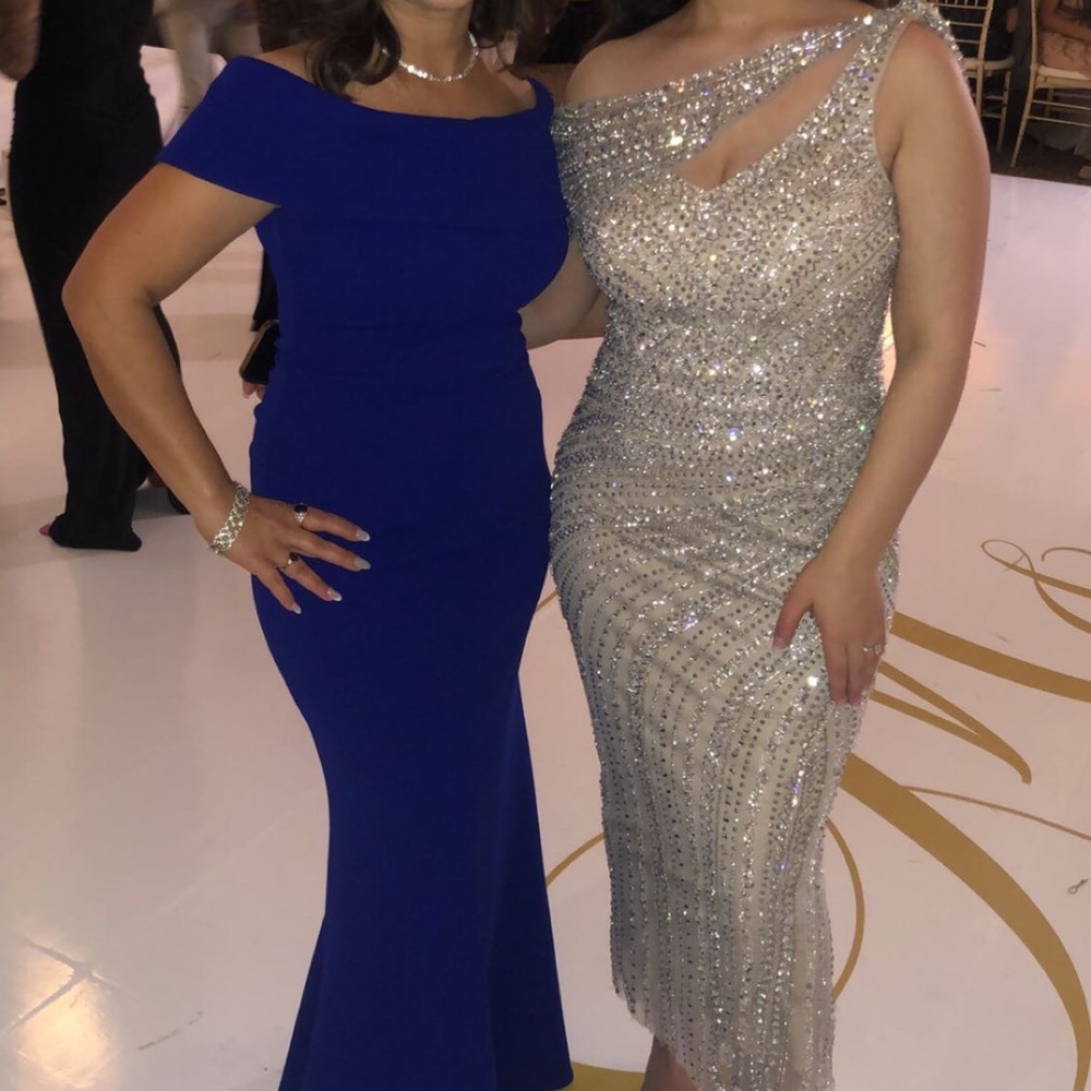 Embellished sequinned midi gown. Perfect for weddings or prom.